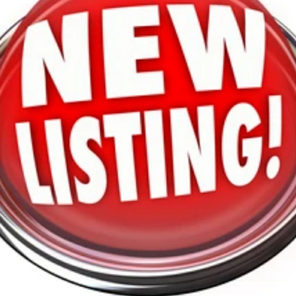 NEW listings!!🤗🤗🤗